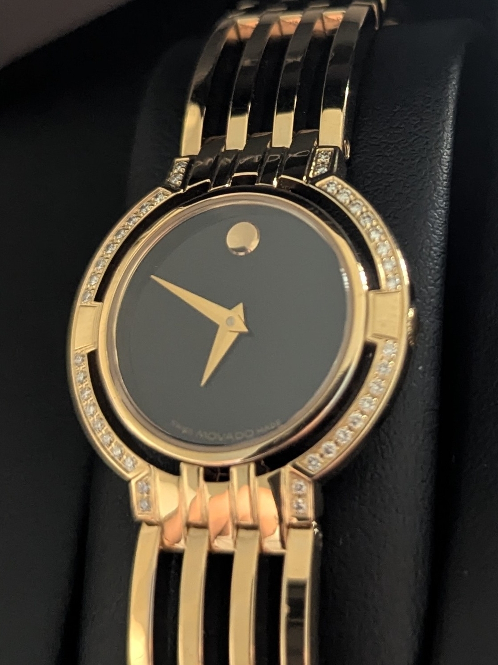 Gold and Black Women's Bracelet Watch - Elegant Luxury Design